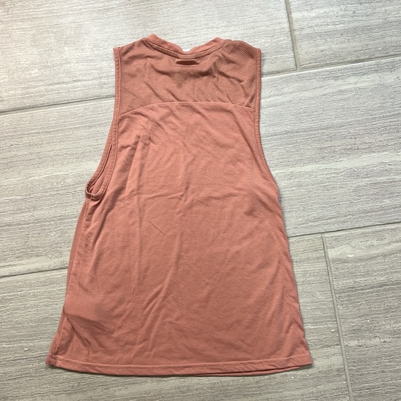 Gymshark tank - Picture 5 of 5